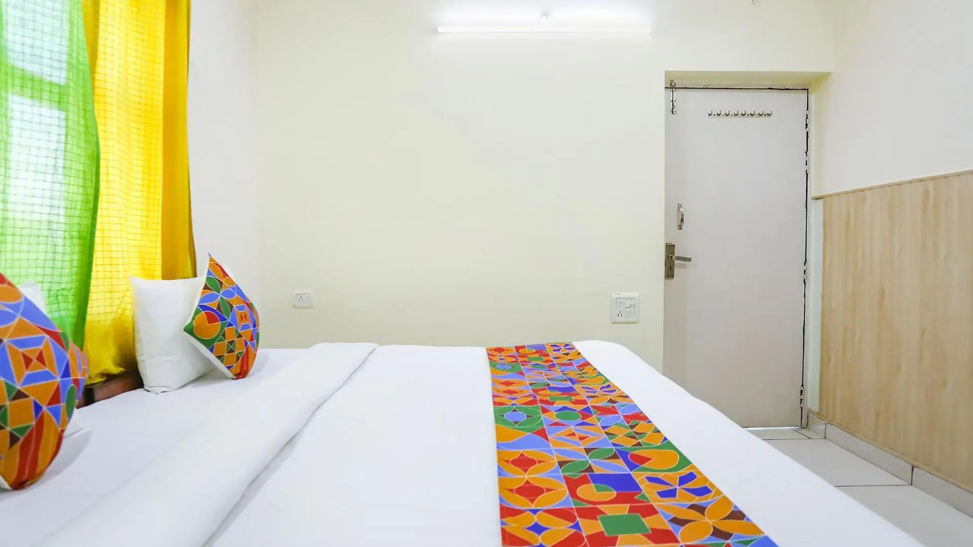 Fabexpress Grand Resort Agra  India