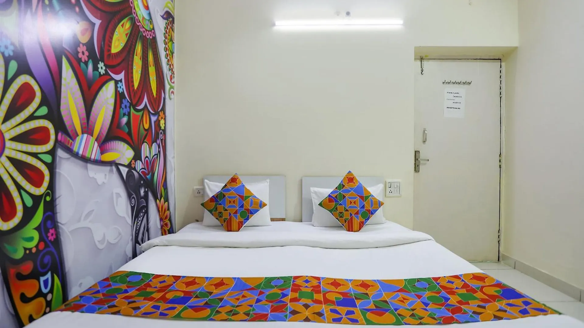 Bed & Breakfast Fabexpress Grand Resort Agra